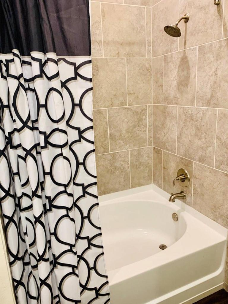 Downtown Apt Free Parking - Pool - Gym - Fully Kitchen Houston Eksteriør billede